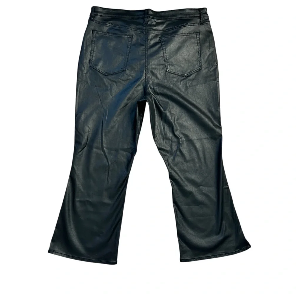 LOFT Women’s Curvy Kick Crop Faux Leather Pants Black Sheen Plus‎ Size 34/18 NWT